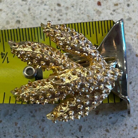 Vintage Sarah Coventry Brooch & Clip-On Earrings Set  Gold-Tone Wind Flower - Picture 13 of 16